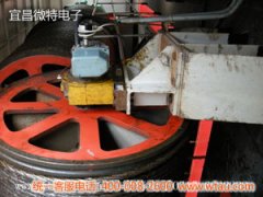 300T門(mén)機(jī)主鉤卷桶軸端安裝的QCX軸承座測(cè)力傳感器