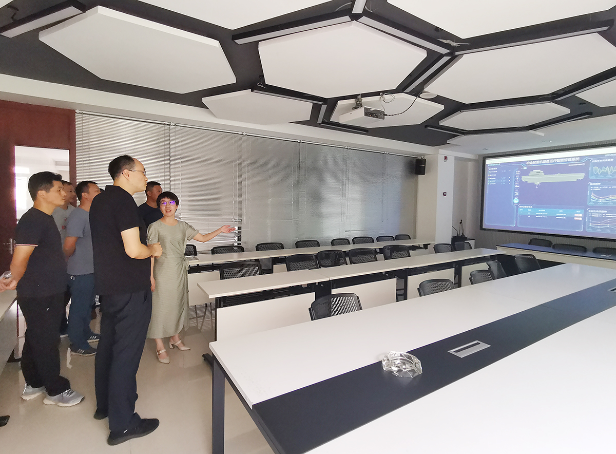 微特總經(jīng)理高鈺敏、水電事業(yè)部韓信熱情接待了來(lái)訪貴賓