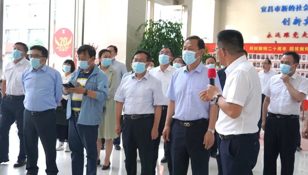 馬國強率部分全國人大代表、省代表來微特調(diào)研科技創(chuàng)新工作