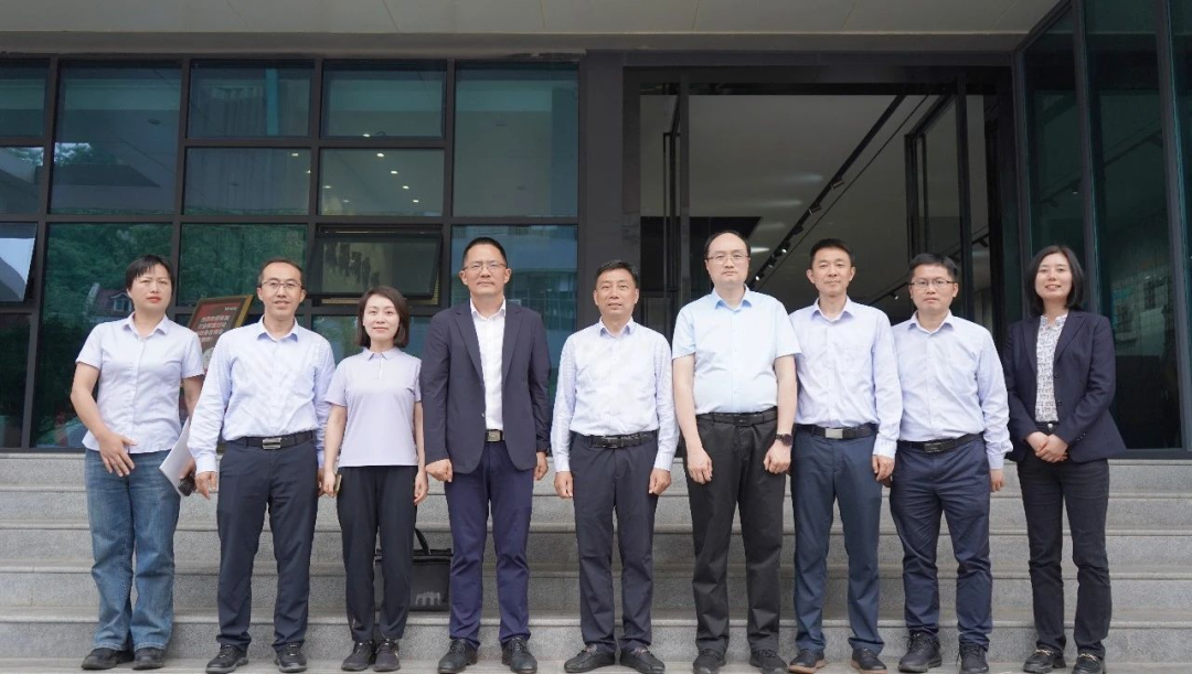 長(zhǎng)江電力副總經(jīng)理、總工冉毅川蒞臨微特調(diào)研