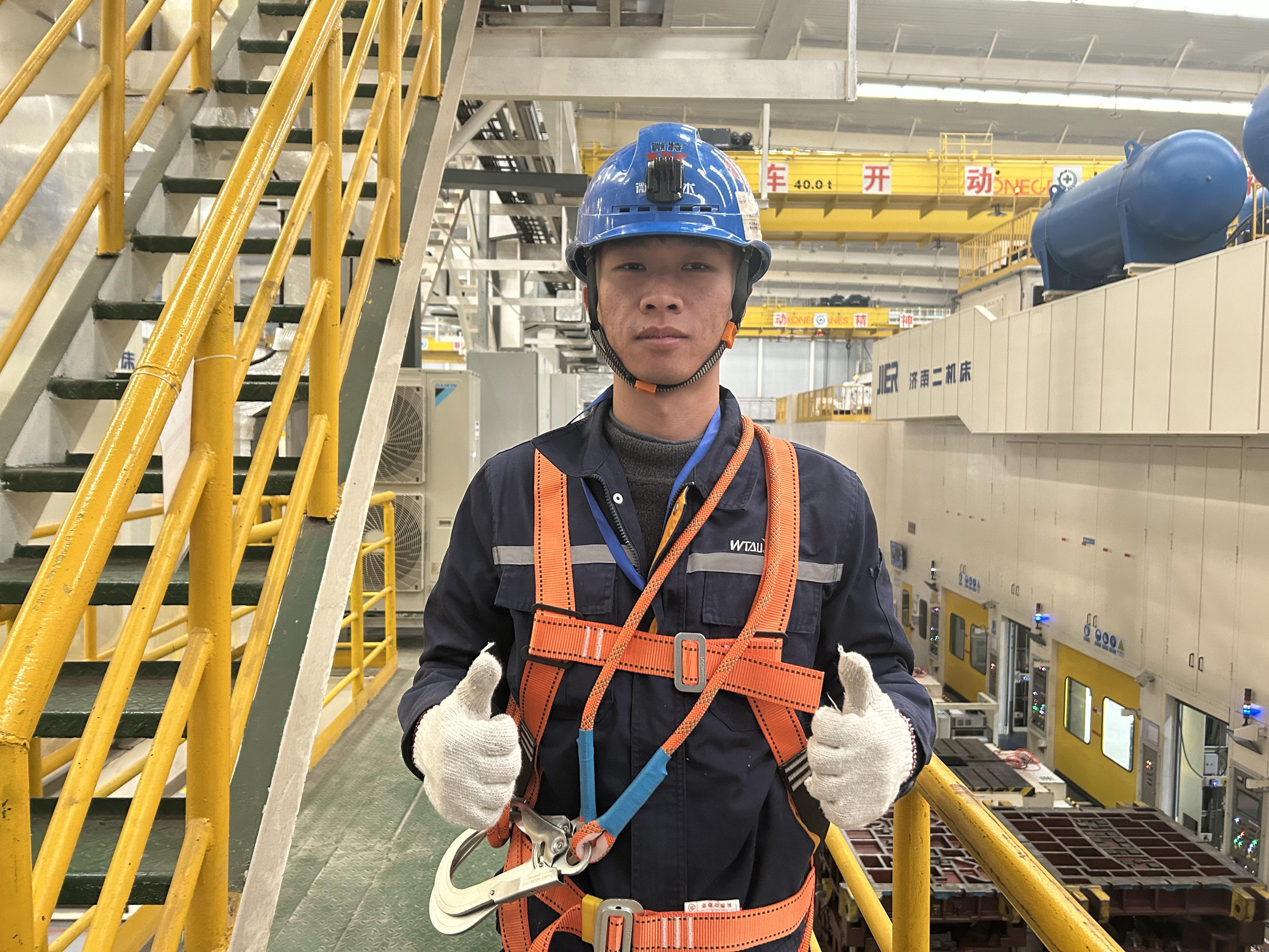 微特故事 | 技術(shù)小白三年如何逆襲為老師傅？